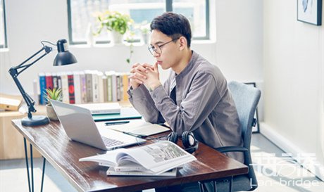 俄語聽譯價(jià)格多少錢